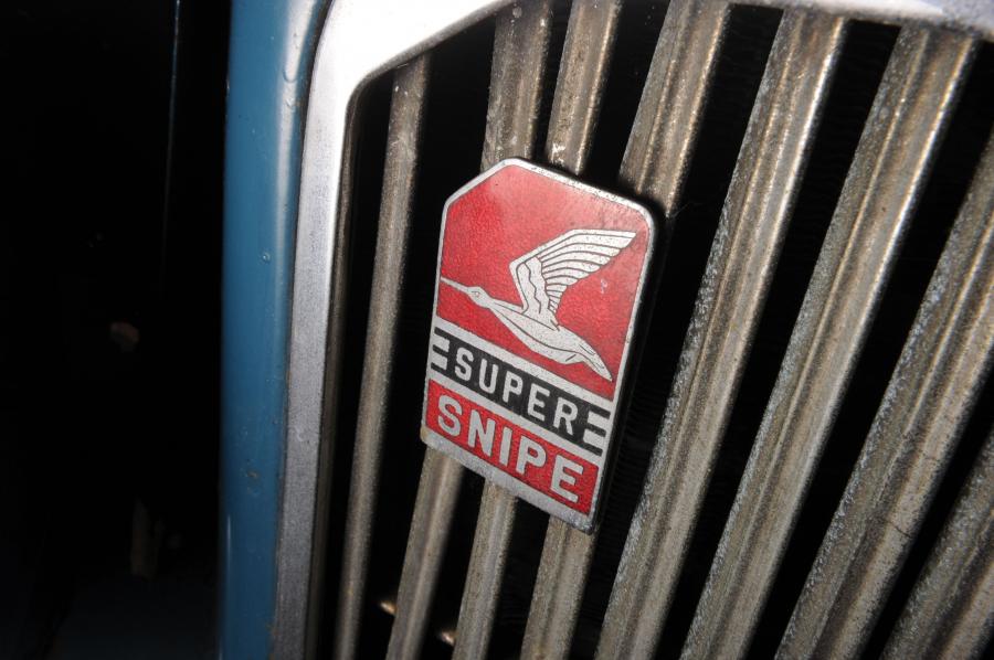 Детали экстерьера Humber Super Snipe Saloon 1939 года  (фото 5 из 8)